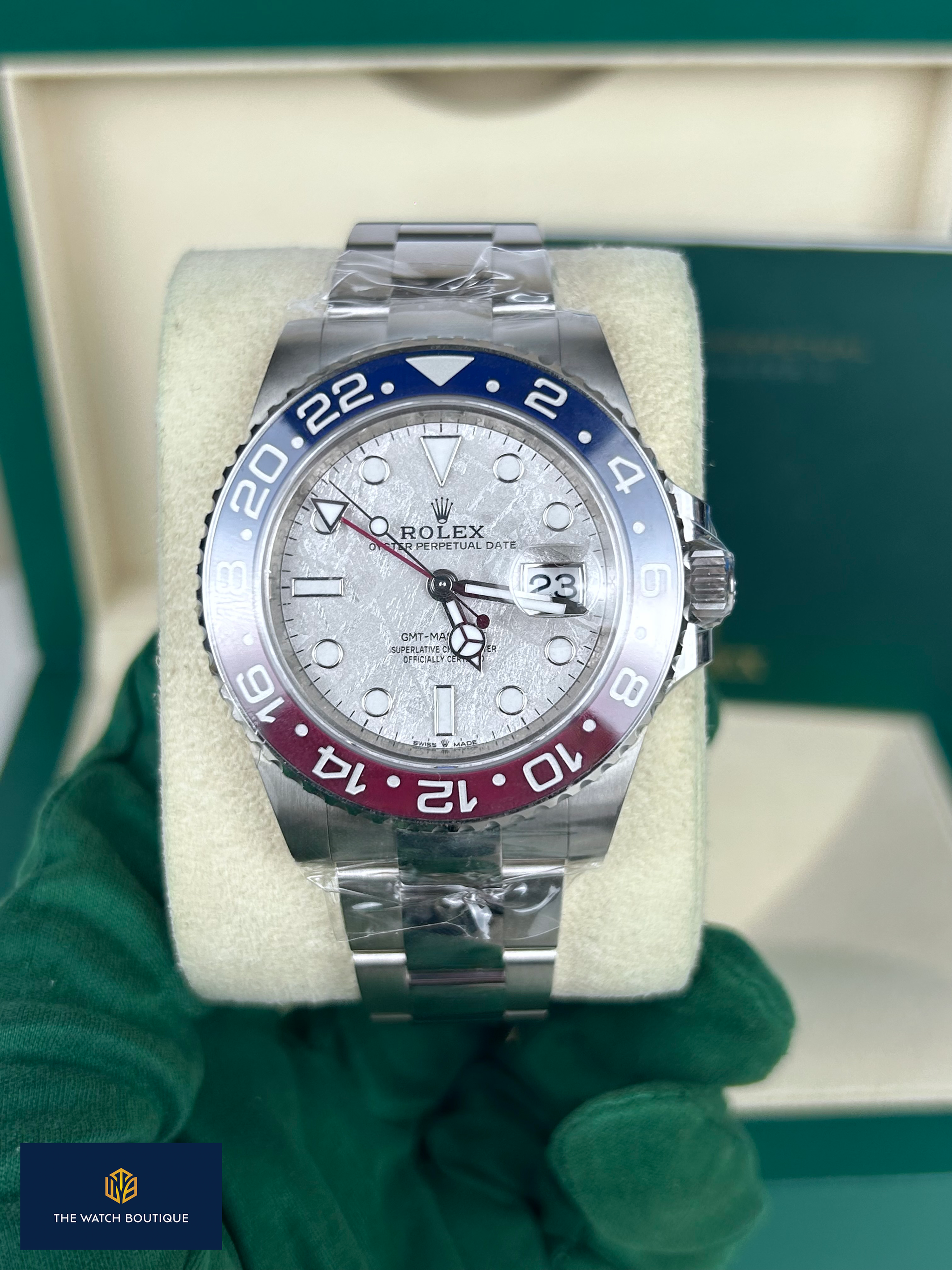 Rolex GMT-Master II Blue/red Bezel- Meteorite Dial Oyster