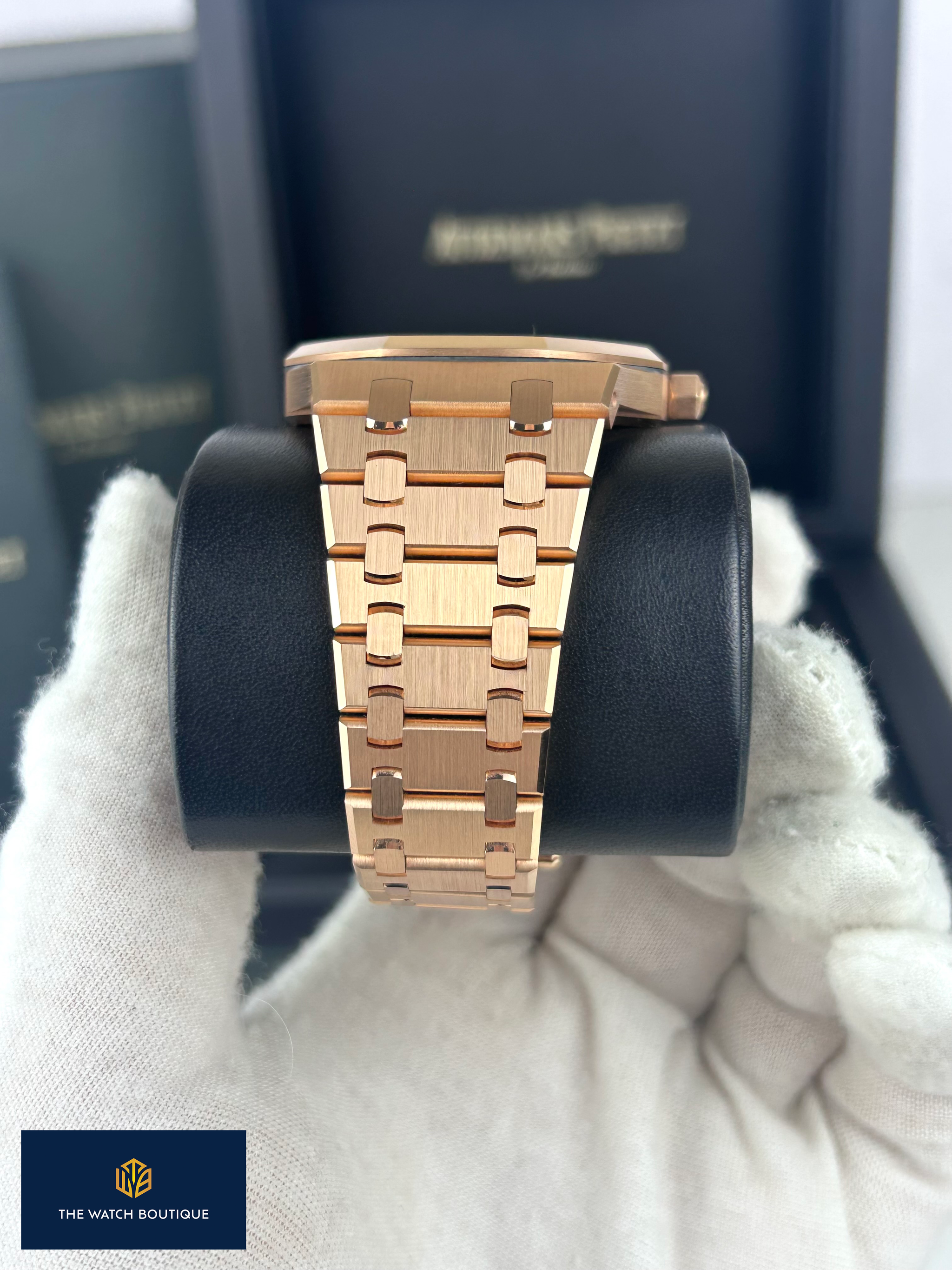 Audemars Piguet Royal Oak- Rose Gold Blue 2020 15202OR – The